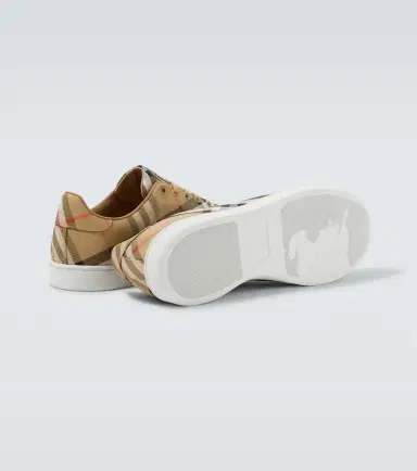 Burberry Set Check sneakers | Thumbnail 3 Burberry Set Check sneakers | Thumbnail 3