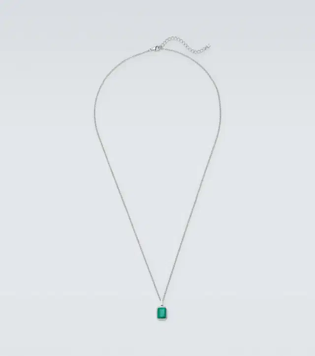 Sterling silver pendant necklace with malachite