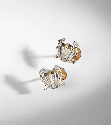 Yvonne Léon Yvonne Léon Crabe Coquillage 9kt gold earrings with diamonds | Thumbnail 5