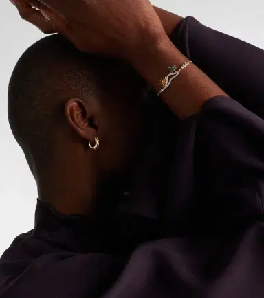 Yvonne Léon Yvonne Léon Plumetis 9kt gold hoop earrings with diamonds | Thumbnail 3