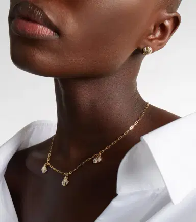 Mateo 3 Petite Venus Shell 14kt gold necklace with diamonds | Thumbnail 3