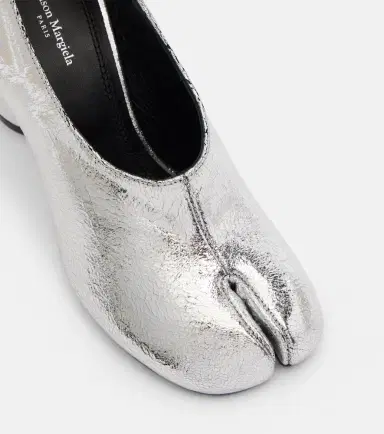Maison Margiela Tabi 80 metallic leather pumps | Thumbnail 3