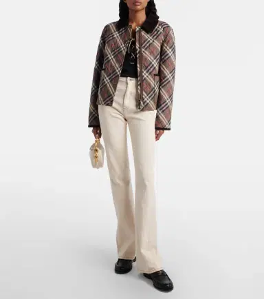 Burberry Embroidered flared jeans | Thumbnail 7