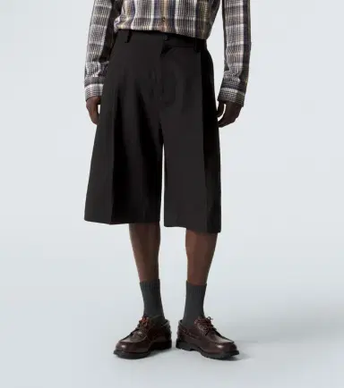 Studio Nicholson Cotton and linen Bermuda shorts | Thumbnail 2