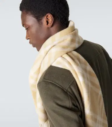 Burberry EKD checked cashmere scarf | Thumbnail 2