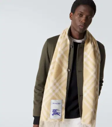 Burberry EKD checked cashmere scarf | Thumbnail 3