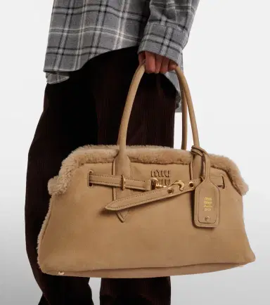 Miu Miu Adventure shearling-lined suede tote bag | Thumbnail 7 Miu Miu Adventure shearling-lined suede tote bag | Thumbnail 7