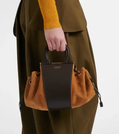 Ferragamo Gancio Small suede bucket bag | Thumbnail 4