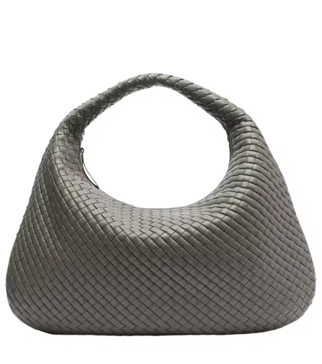 Maxi Veneta leather shoulder bag