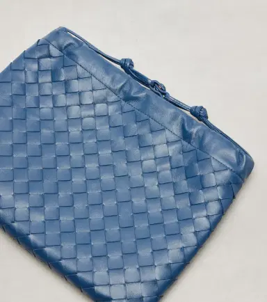 Bottega Veneta Dustbag Intrecciato Medium leather pouch | Thumbnail 2
