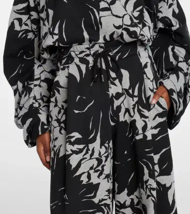 Dries Van Noten Floral pleated cotton jersey sweatpants | Thumbnail 4 Dries Van Noten Floral pleated cotton jersey sweatpants | Thumbnail 4
