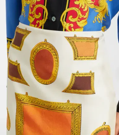 Versace Printed silk twill pencil skirt | Thumbnail 6