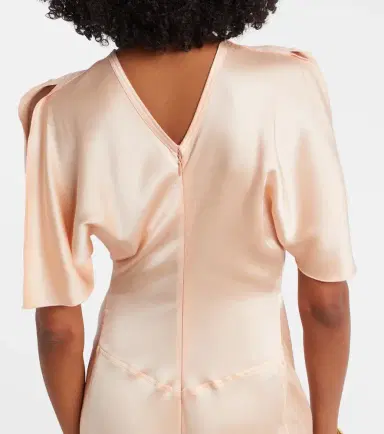 Victoria Beckham Isabella gathered satin gown | Thumbnail 5