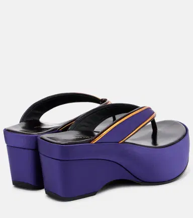 Dries Van Noten Satin thong sandals | Thumbnail 3