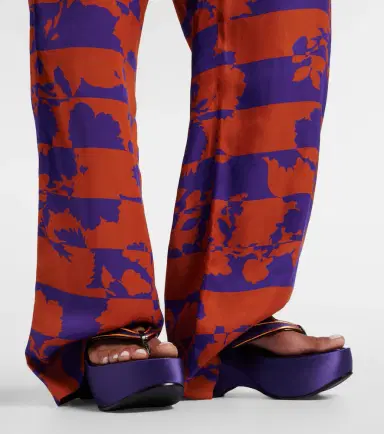 Dries Van Noten Satin thong sandals | Thumbnail 5