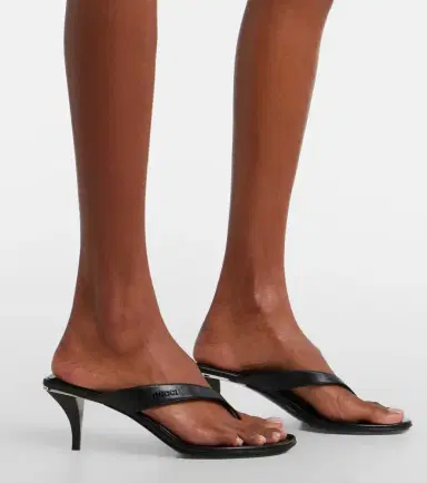 Gucci Vittoria leather thong sandals | Thumbnail 6