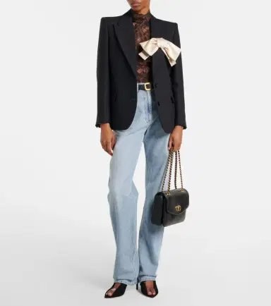 Valentino Garavani Djuna Medium leather shoulder bag | Thumbnail 5 Valentino Garavani Djuna Medium leather shoulder bag | Thumbnail 5