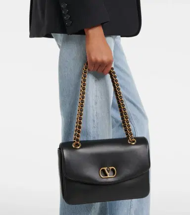 Valentino Garavani Djuna Medium leather shoulder bag | Thumbnail 6 Valentino Garavani Djuna Medium leather shoulder bag | Thumbnail 6