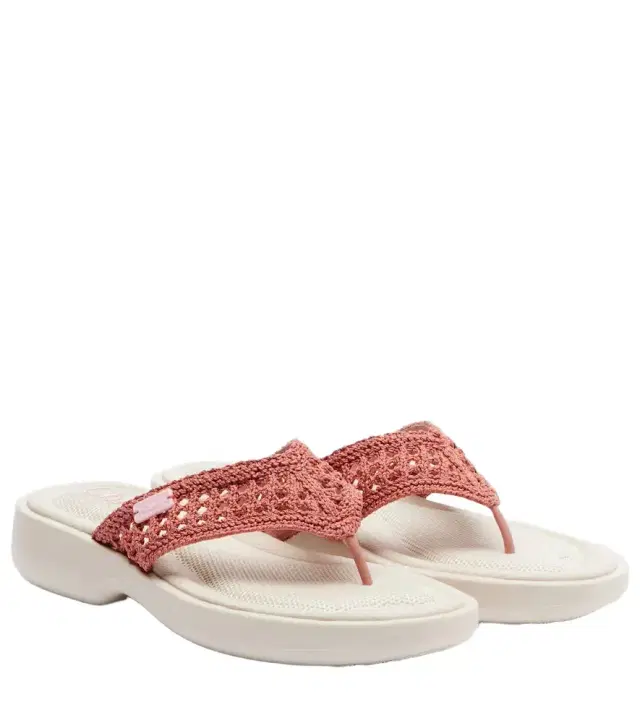 Chloe Chloé La Poolette crochet thong sandals