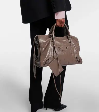 Balenciaga Le City Medium leather top-handle bag | Thumbnail 6 Balenciaga Le City Medium leather top-handle bag | Thumbnail 6