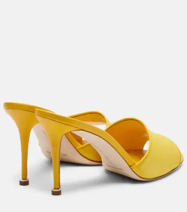 Manolo Blahnik Larache 90 suede mules | Thumbnail 3 Manolo Blahnik Larache 90 suede mules | Thumbnail 3