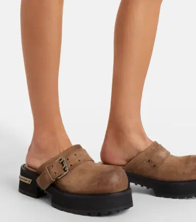 Balenciaga Venom leather mules | Thumbnail 6