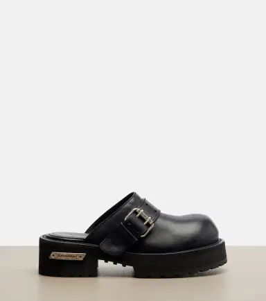 Balenciaga Venom leather mules | Thumbnail 2