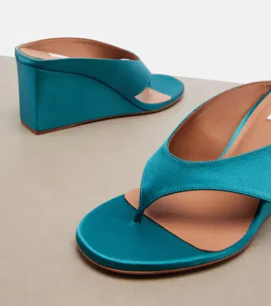 Alaïa Alaïa Cube satin wedge thong sandals | Thumbnail 4