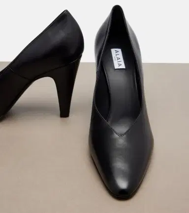 Alaïa Alaïa Leather pumps | Thumbnail 2 Alaïa Alaïa Leather pumps | Thumbnail 2