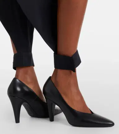 Alaïa Alaïa Leather pumps | Thumbnail 7 Alaïa Alaïa Leather pumps | Thumbnail 7