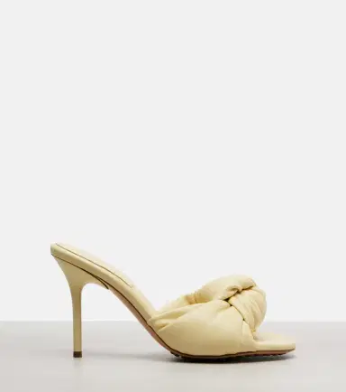 Bottega Veneta Cherry leather mules | Thumbnail 3