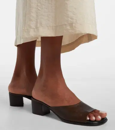 Lemaire 55 leather mules | Thumbnail 5