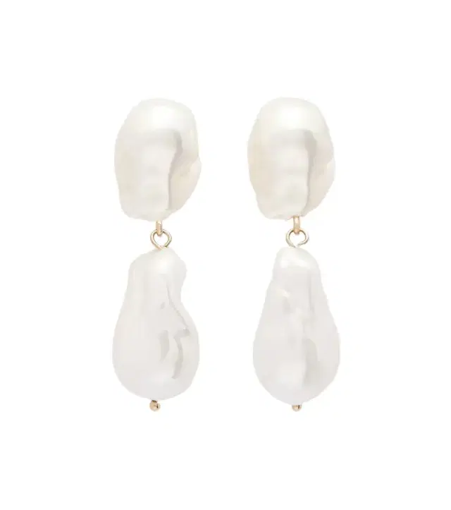 Pearl earrings