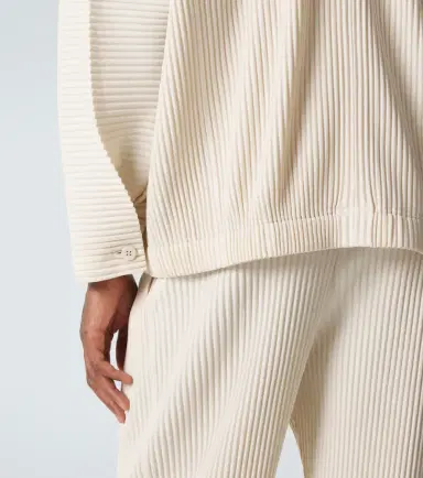 Homme Plissé Issey Miyake Homme Plissé Issey Miyake Monthly Colors: March pleated double-breasted cardigan | Thumbnail 3 Homme Plissé Issey Miyake Homme Plissé Issey Miyake Monthly Colors: March pleated double-breasted cardigan | Thumbnail 3