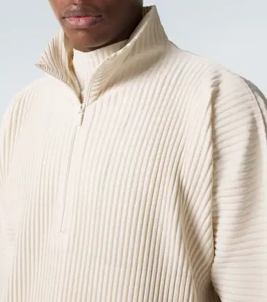Homme Plissé Issey Miyake Homme Plissé Issey Miyake Monthly Colors: March pleated T-shirt | Thumbnail 3 Homme Plissé Issey Miyake Homme Plissé Issey Miyake Monthly Colors: March pleated T-shirt | Thumbnail 3