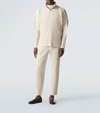 Homme Plissé Issey Miyake Homme Plissé Issey Miyake Monthly Colors: March pleated T-shirt | Thumbnail 4 Homme Plissé Issey Miyake Homme Plissé Issey Miyake Monthly Colors: March pleated T-shirt | Thumbnail 4