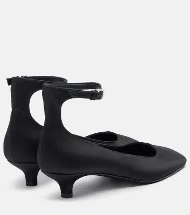 TOTEME Satin pumps | Thumbnail 3