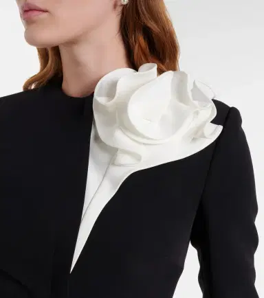 Roland Mouret Floral-appliqué peplum crêpe blazer | Thumbnail 6 Roland Mouret Floral-appliqué peplum crêpe blazer | Thumbnail 6