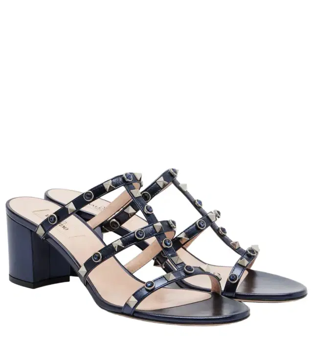 Rockstud leather sandals