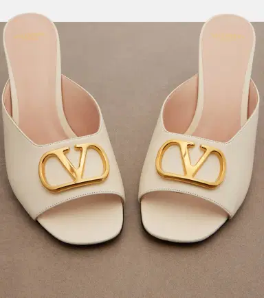 Valentino Garavani VLogo leather mules | Thumbnail 3 Valentino Garavani VLogo leather mules | Thumbnail 3