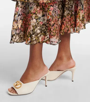Valentino Garavani VLogo leather mules | Thumbnail 6 Valentino Garavani VLogo leather mules | Thumbnail 6
