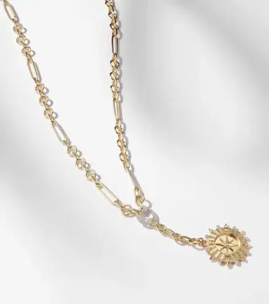 FoundRae Internal Compass Small 18kt gold pendant necklace with diamonds | Thumbnail 7
