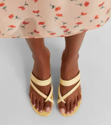 Manolo Blahnik Susa leather thong sandals | Thumbnail 6