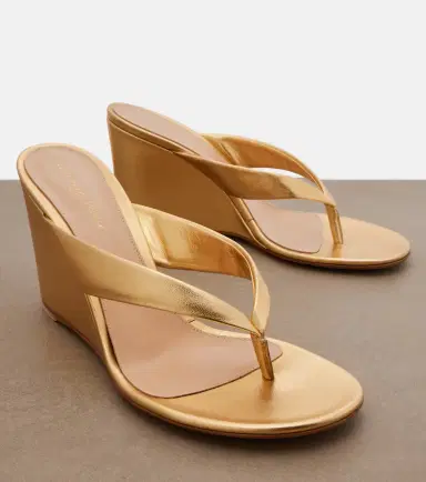 Gianvito Rossi Leather wedge thong sandals | Thumbnail 3
