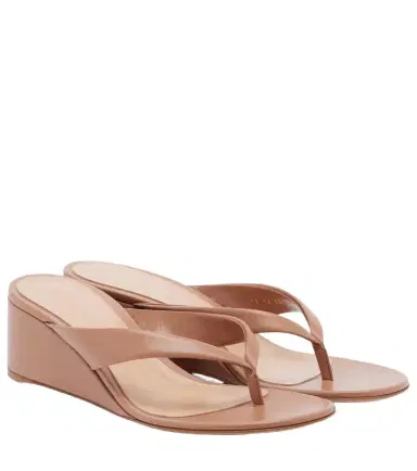 Gianvito Rossi Leather wedge thong sandals | Thumbnail 1