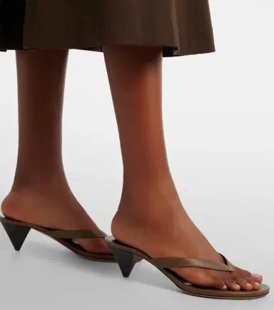 Jude Rooty leather thong sandals | Thumbnail 6