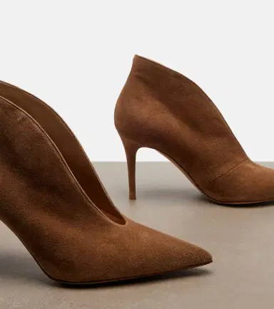 Gianvito Rossi Vania suede pumps | Thumbnail 3 Gianvito Rossi Vania suede pumps | Thumbnail 3