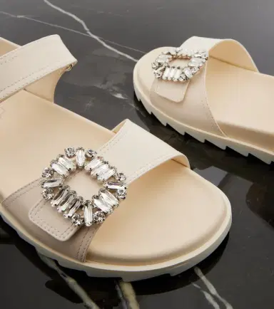 Roger Vivier Slidy Viv' embellished leather sandals | Thumbnail 3
