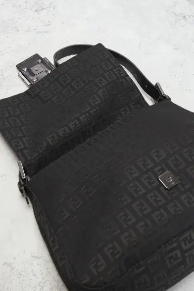 Fendi Zucchino Mama Baguette Shoulder Bag | Thumbnail 7