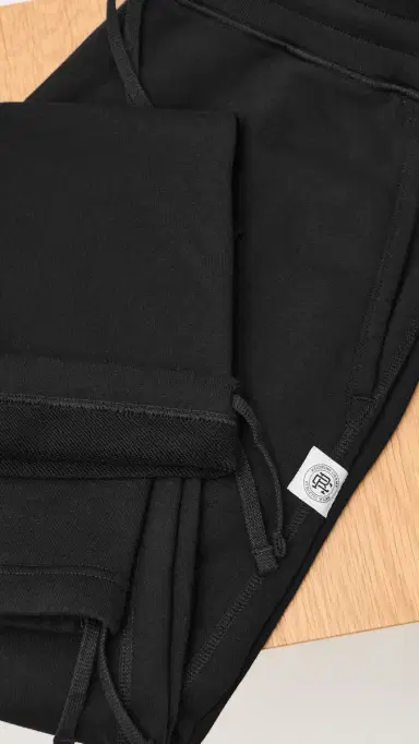REIGNING CHAMP Midweight Terry Relaxed Sweatpants Black | Thumbnail 6 REIGNING CHAMP Midweight Terry Relaxed Sweatpants Black | Thumbnail 6